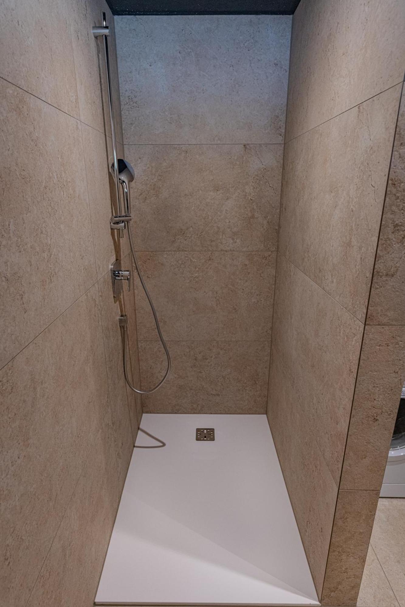Deluxe Apartement Tirol Landeck Buitenkant foto